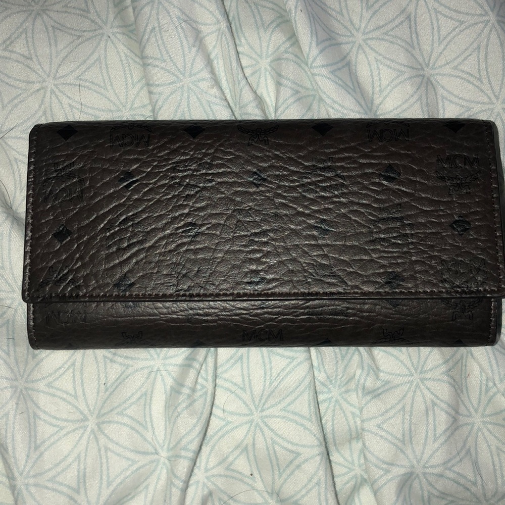 Mcm wallet